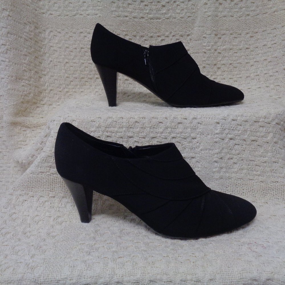 Black gabardine shoes by IMPO in  draped style and side zip with 3" heels